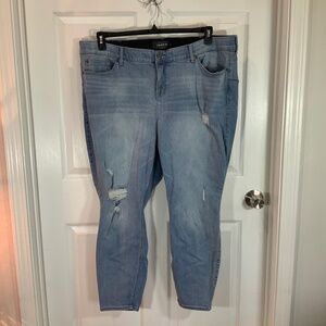 Torrid Skinny Bombshell Light Wash Distressed Jeans Plus Size 26